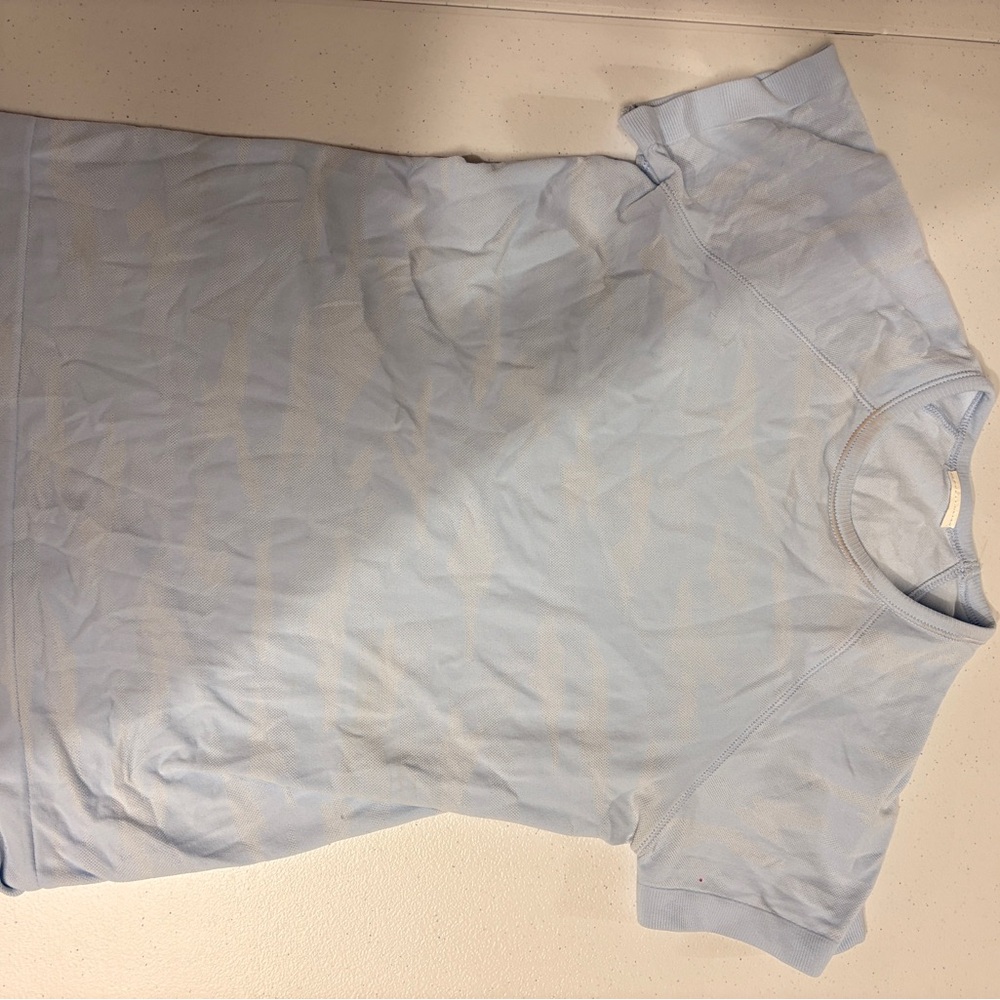 Athleta XXS Light Blue camo Workout top
